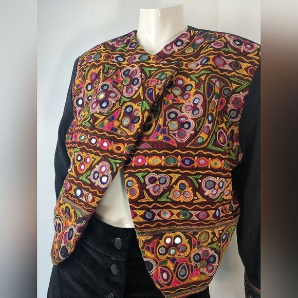 Embroidered Multicolor Blazer - Picture 2 of 6